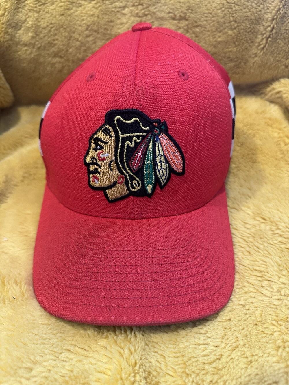 Chicago Blackhawks Adidas Authentic NHL Pro L/XL Stretch Hat Cap Hockey Souvenir